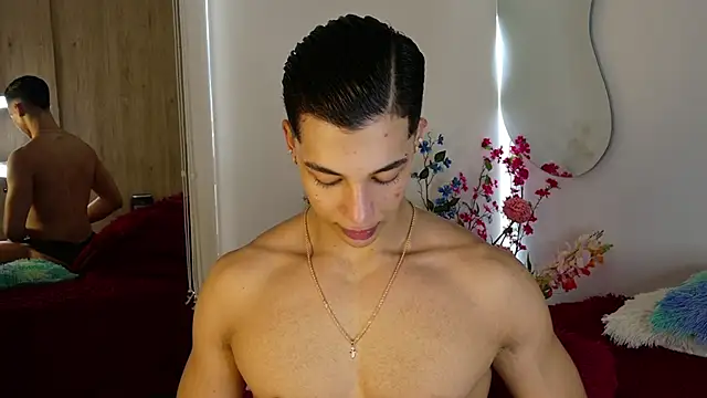 Snapshot of Troye_Williams chatting on 05-13-26, 02:47 Troye Williams online show from 05-13-26, 02:47
