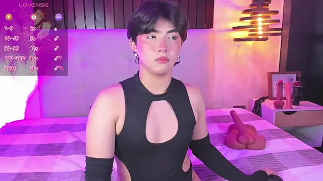 Creamy Angelo online show from 10-17-25, 09:06