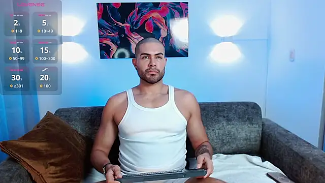 Snapshot of ZarekFox chatting on 11-26-25, 01:56 ZarekFox online show from 11-26-25, 01:56