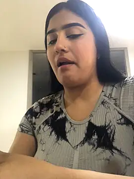 Snapshot of Miia_Parker chatting on 11-12-25, 01:11 Miia Parker online show from 11-12-25, 01:11