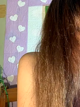 SassyLaurier online show from 10-05-25, 09:13