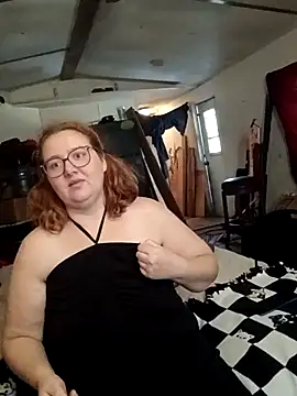 Snapshot of XEmoxkittyx chatting on 02-12-26, 07:09 XEmoxkittyx online show from 02-12-26, 07:09