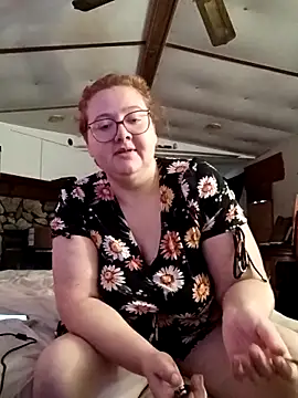 Snapshot of XEmoxkittyx chatting on 02-17-26, 06:36 XEmoxkittyx online show from 02-17-26, 06:36