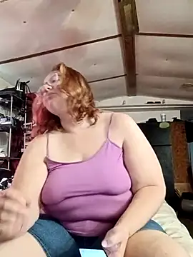 Snapshot of XEmoxkittyx chatting on 02-18-26, 05:09 XEmoxkittyx online show from 02-18-26, 05:09