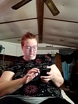 Snapshot of XEmoxkittyx chatting on 02-24-26, 06:06 XEmoxkittyx online show from 02-24-26, 06:06