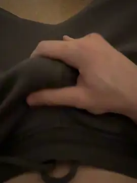 Snapshot of JacobDT chatting on 12-15-25, 03:49 JacobDT online show from 12-15-25, 03:49