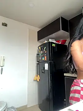 Victoria alson online show from 10-10-25, 02:38