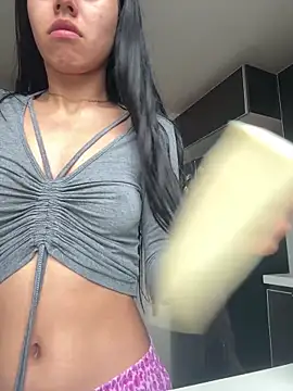 Victoria alson online show from 10-29-25, 01:57