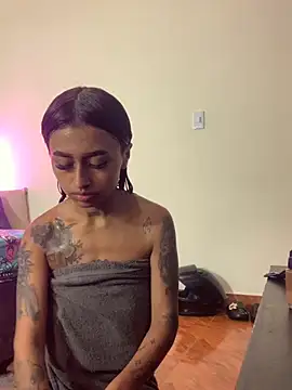 Snapshot of Dirty_isabella18 chatting on 09-10-25, 04:29 Dirty isabella18 online show from 09-10-25, 04:29