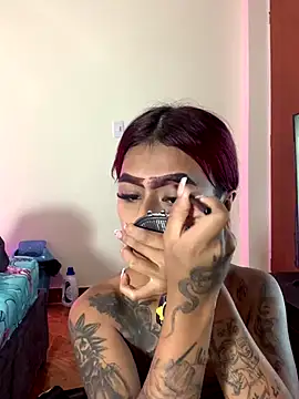 Snapshot of Dirty_isabella18 chatting on 09-15-25, 05:46 Dirty isabella18 online show from 09-15-25, 05:46