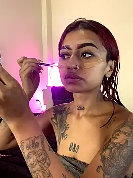 Snapshot of Dirty_isabella18 chatting on 09-21-25, 05:03 Dirty isabella18 online show from 09-21-25, 05:03