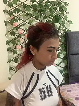 Snapshot of Dirty_isabella18 chatting on 10-30-25, 08:09 Dirty isabella18 online show from 10-30-25, 08:09