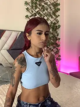 Snapshot of Dirty_isabella18 chatting on 12-02-25, 07:53 Dirty isabella18 online show from 12-02-25, 07:53