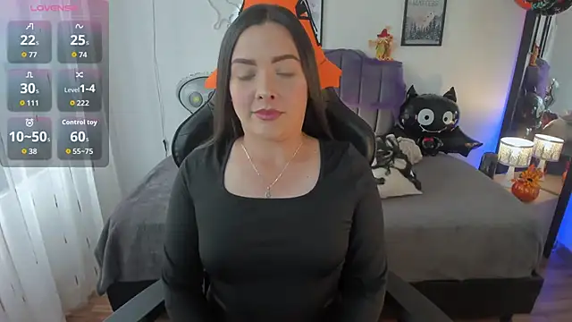 amaia monet online show from 10-29-25, 08:21