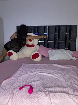 Bella-kim- online show from 04-25-26, 04:15