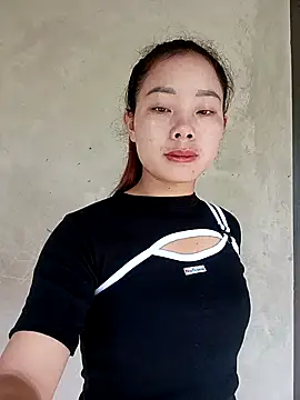 Snapshot of milo123-xx chatting on 09-12-25, 12:00 milo123-xx online show from 09-12-25, 12:00