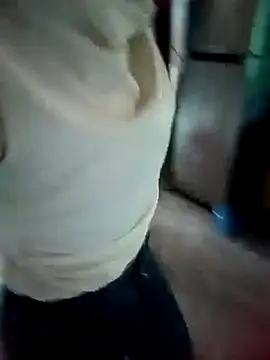 Snapshot of milo123-xx chatting on 09-18-25, 04:36 milo123-xx online show from 09-18-25, 04:36