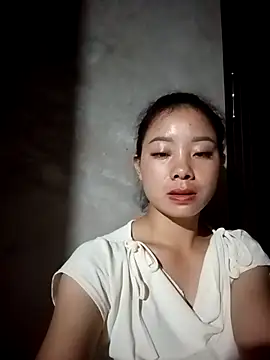 Snapshot of milo123-xx chatting on 10-10-25, 12:04 milo123-xx online show from 10-10-25, 12:04