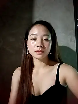 Snapshot of milo123-xx chatting on 10-19-25, 01:28 milo123-xx online show from 10-19-25, 01:28