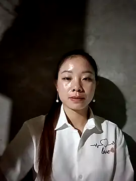 Snapshot of milo123-xx chatting on 10-20-25, 03:40 milo123-xx online show from 10-20-25, 03:40