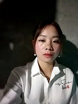 Snapshot of milo123-xx chatting on 11-26-25, 01:17 milo123-xx online show from 11-26-25, 01:17