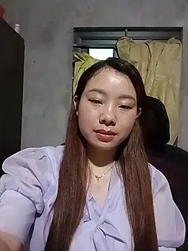 Snapshot of milo123-xx chatting on 05-17-26, 03:26 milo123-xx online show from 05-17-26, 03:26
