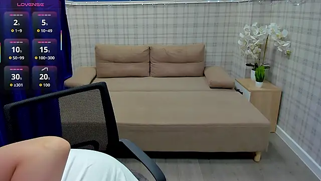 Hella Fabel online show from 02-15-26, 01:13