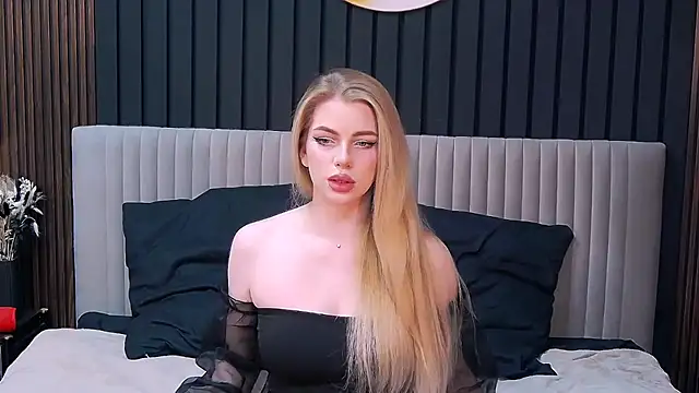 MilanaCeleste online show from 11-22-25, 07:02