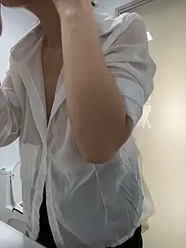 Snapshot of penny996 chatting on 11-02-25, 02:03 penny996 online show from 11-02-25, 02:03