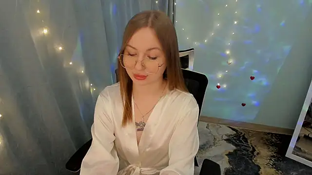 Snapshot of Rose_se chatting on 10-13-25, 09:48 Rose se online show from 10-13-25, 09:48