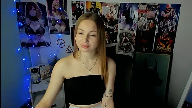 Snapshot of Rose_se chatting on 10-26-25, 07:25 Rose se online show from 10-26-25, 07:25