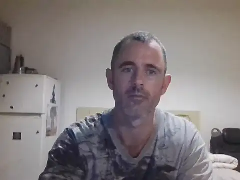 whatYwantMorrre online show from 10-13-25, 04:18