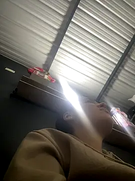 Snapshot of Madyson94 chatting on 12-03-25, 01:20 Madyson94 online show from 12-03-25, 01:20