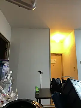 Snapshot of myhair_isgood chatting on 09-15-25, 12:49 myhair isgood online show from 09-15-25, 12:49