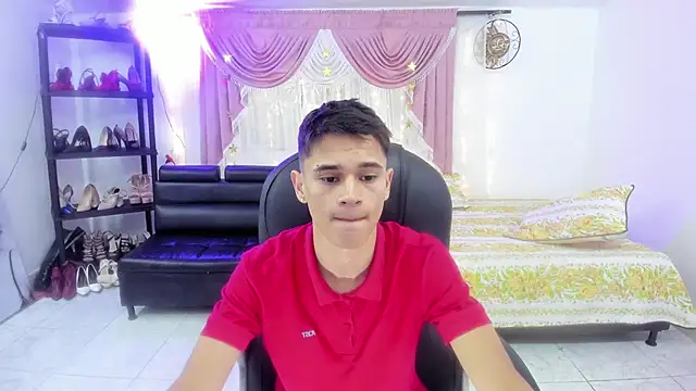 Aron Boyy online show from 09-12-25, 07:36