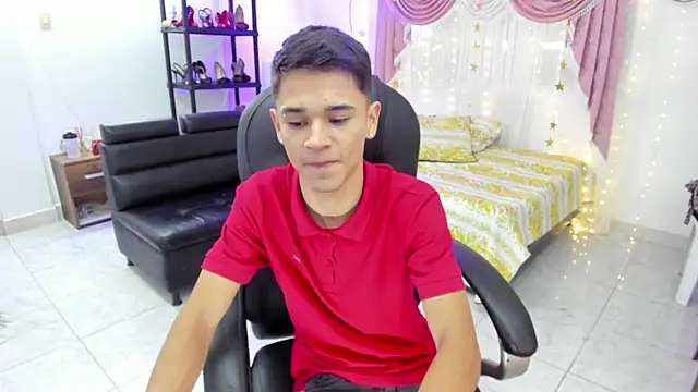 Aron Boyy online show from 09-16-25, 08:21