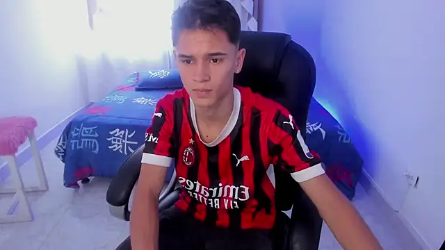 Aron Boyy online show from 09-29-25, 08:13