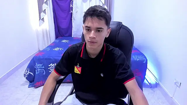 Aron Boyy online show from 10-08-25, 07:55