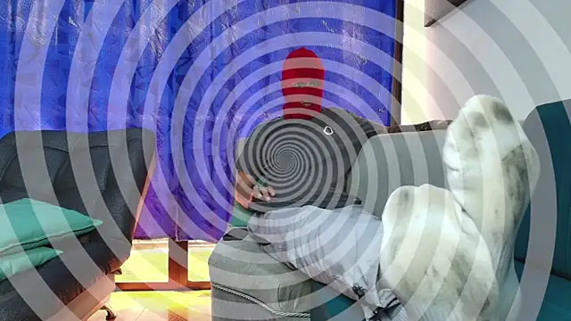 Warmteam777 online show from 12-14-25, 06:56