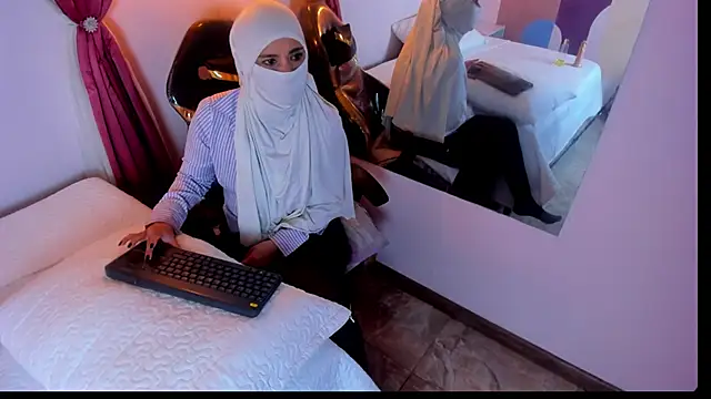 DaliaRahal online show from 03-07-26, 01:41