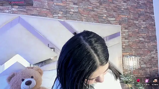 Valery Brand online show from 12-15-25, 01:32