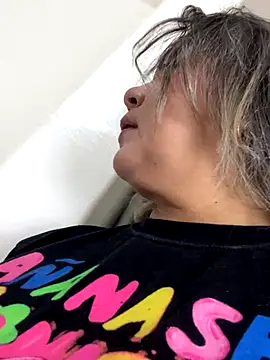 Snapshot of Lucy_Milf_474 chatting on 11-22-25, 11:42 Lucy Milf 474 online show from 11-22-25, 11:42