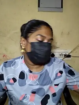 Tamil Attitude queen online show from 04-15-26, 07:10