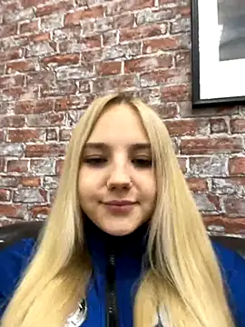 Sky Cutie online show from 09-30-25, 04:39