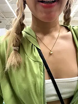 SweetBunnyGF online show from 09-24-25, 11:08