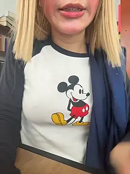 SweetBunnyGF online show from 03-04-26, 09:54