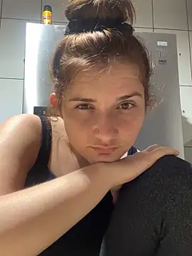 Bininhas2 online show from 10-17-25, 06:49