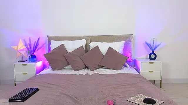 Jules night online show from 11-09-25, 09:13