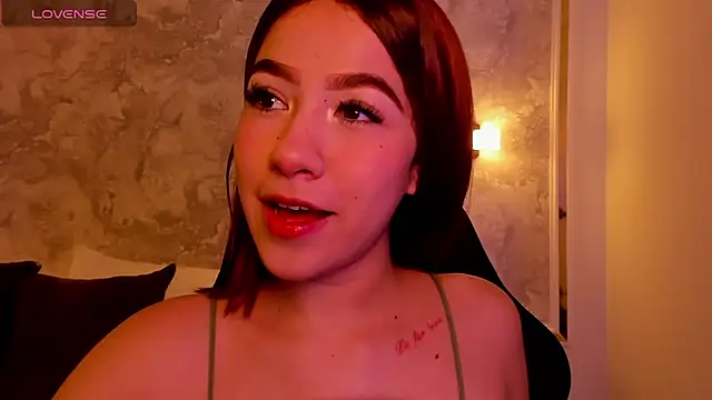 doll eyees  online show from 09-11-25, 02:44