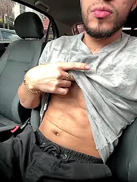 Snapshot of Thiago_Hill chatting on 09-18-25, 07:16 Thiago Hill online show from 09-18-25, 07:16